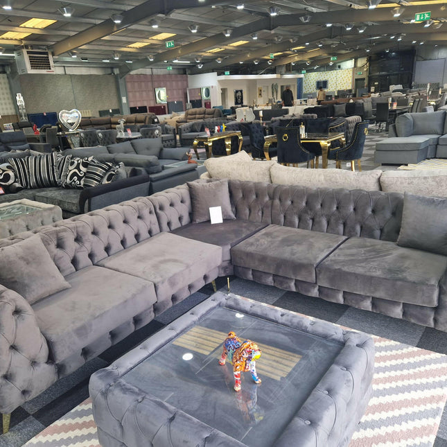 Cleveland Chesterfield Corner Sofa - Envogue Furniture