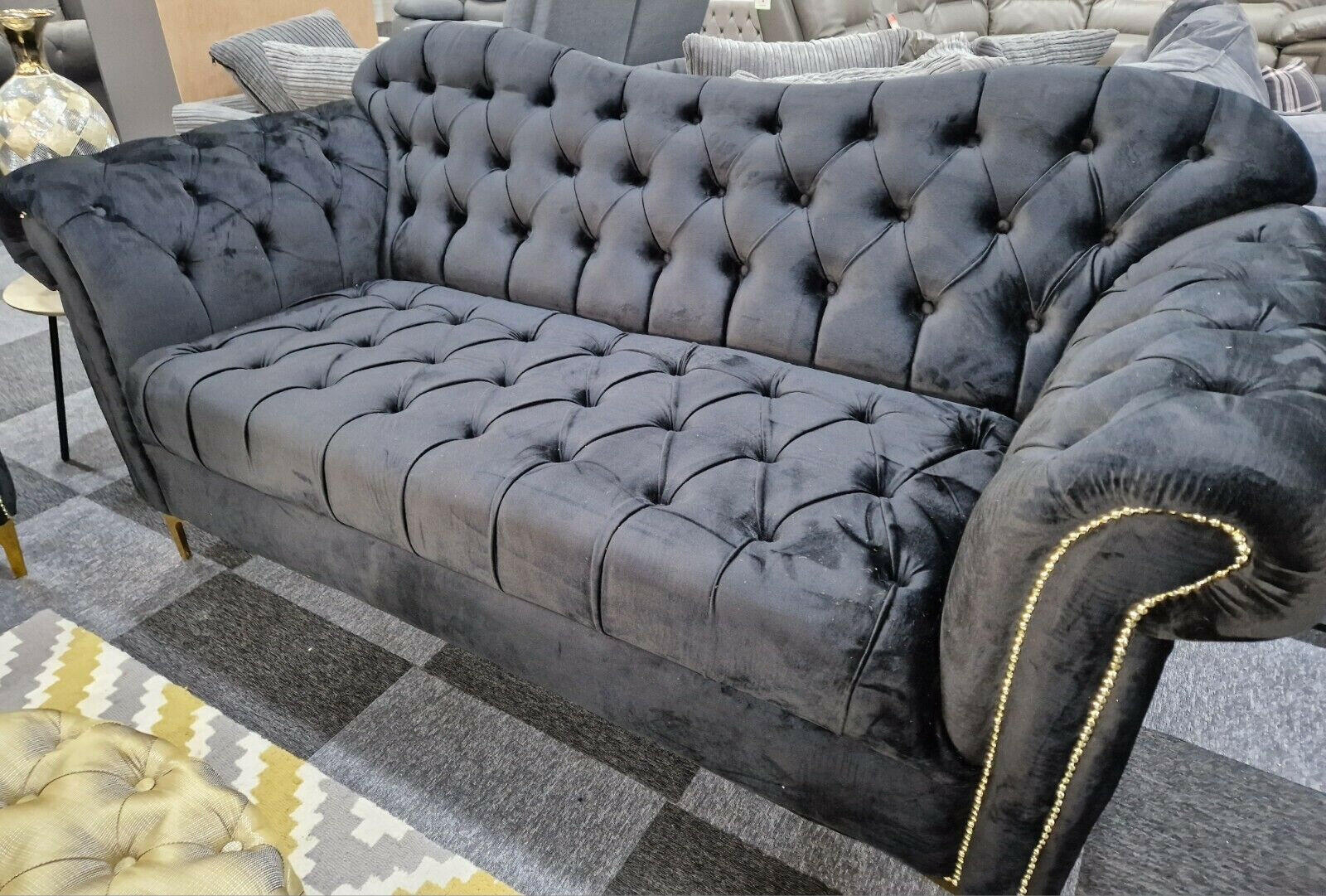 Elegance Chesterfield Sofa 3+2 Black